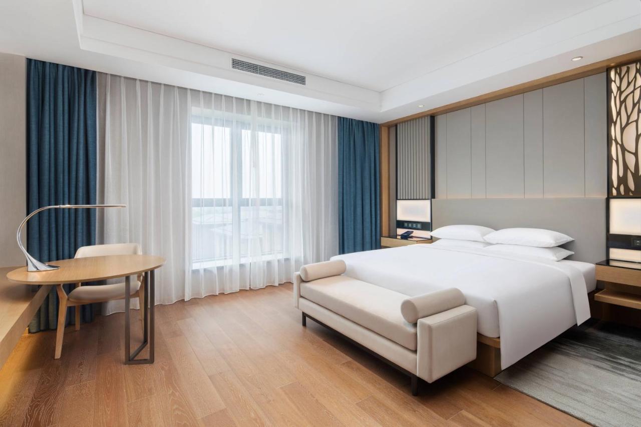 Courtyard By Marriott Hangzhou West Exterior photo