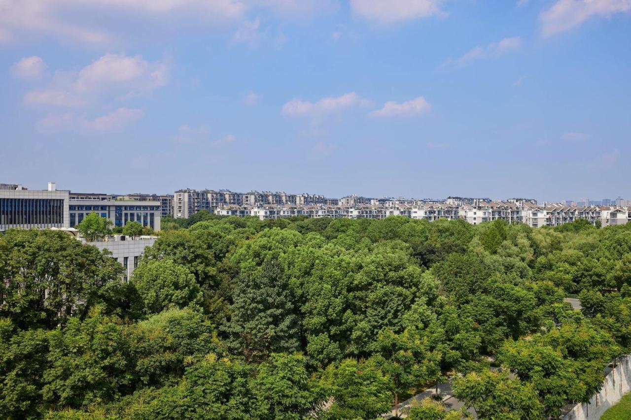 Courtyard By Marriott Hangzhou West Exterior photo